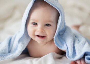 J’ai ri au nez de mon amie quand elle m’a dit le nom de son bébé – ‘c’est horrible’